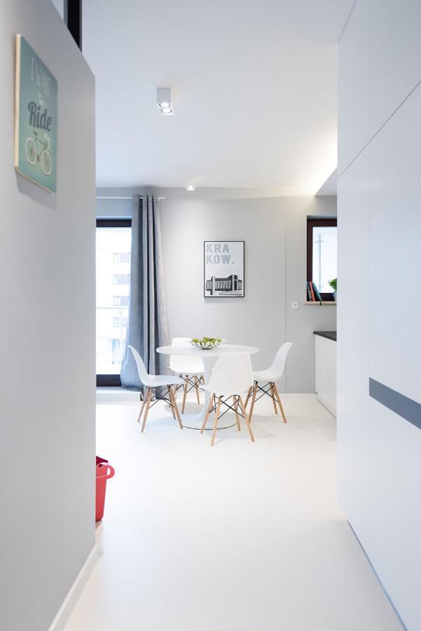 Premium Apartment For Old Town & Jewish Quarter - Balcony Plus Pool Onsite Cracovie Extérieur photo