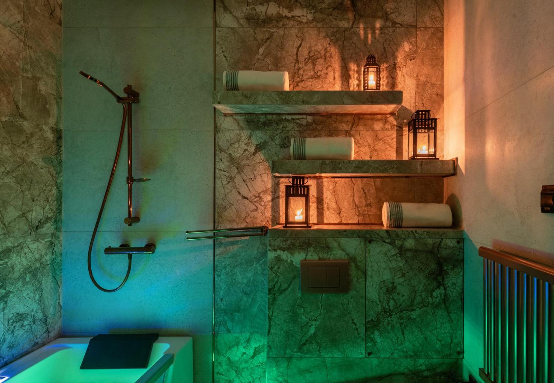 Premium Apartment For Old Town & Jewish Quarter - Balcony Plus Pool Onsite Cracovie Extérieur photo