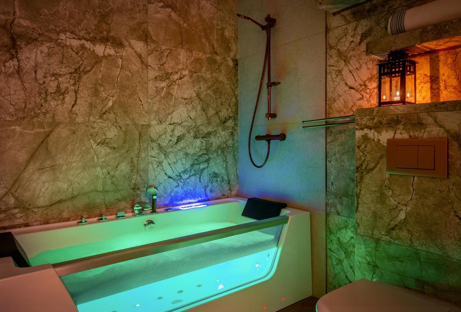 Premium Apartment For Old Town & Jewish Quarter - Balcony Plus Pool Onsite Cracovie Extérieur photo